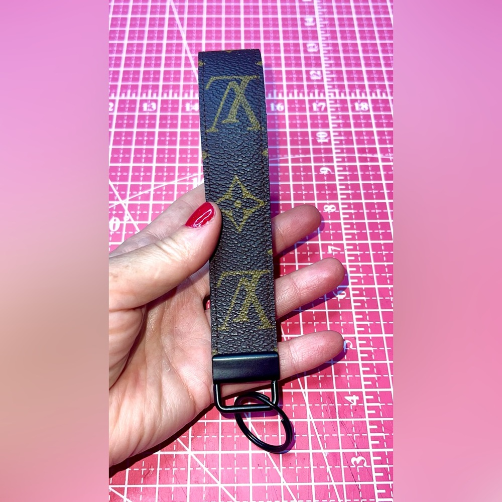 🎁 Monogram Wristlet keychain Custom LV handmade